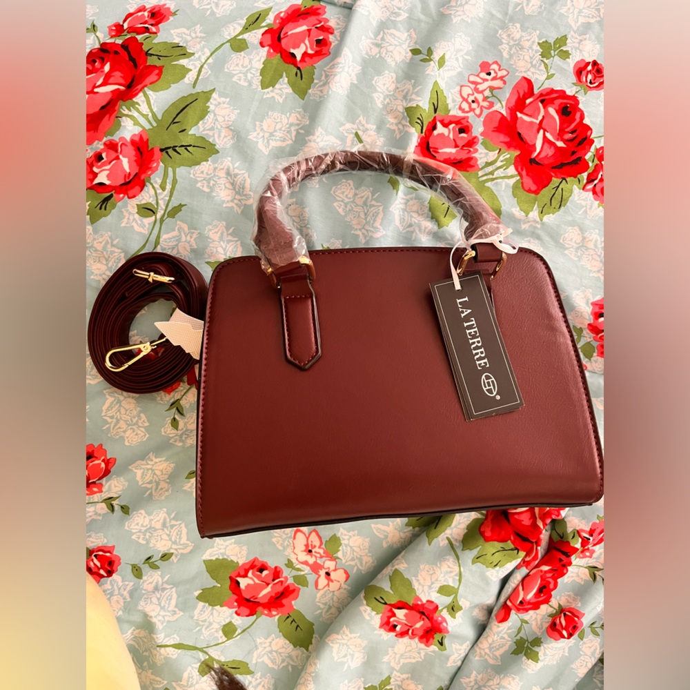 Wine color handbag